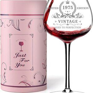 VINTAGE 1975 ENGRAVED WINE GLASS